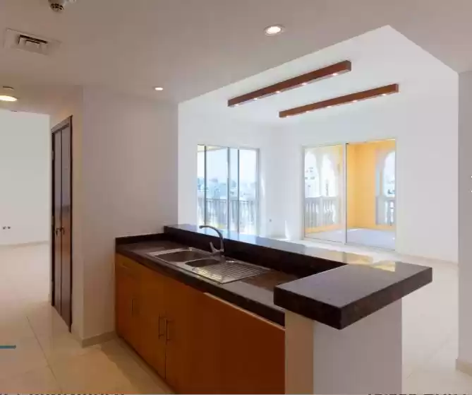 Résidentiel Propriété prête 3 + femme de chambre S / F Penthouse  a louer au Al-Sadd , Doha #9647 - 1  image 